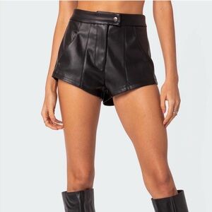 Edikted Ramona High Rise Faux Leather Micro Shorts XS NEW